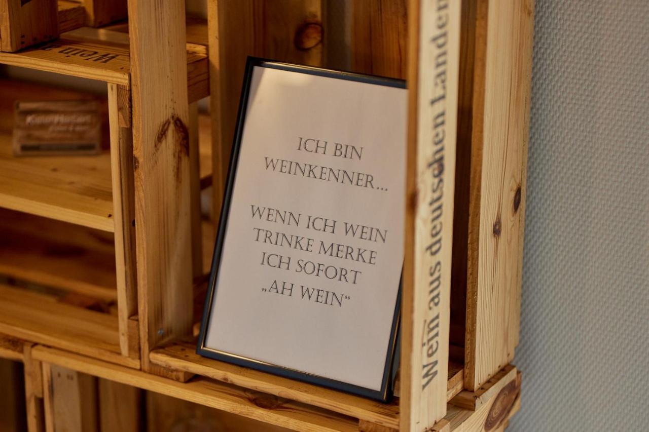 Moselhotel Weinhaus Simon 'Sauna'Restaurant'Eladesaeule Wintrich Exteriér fotografie